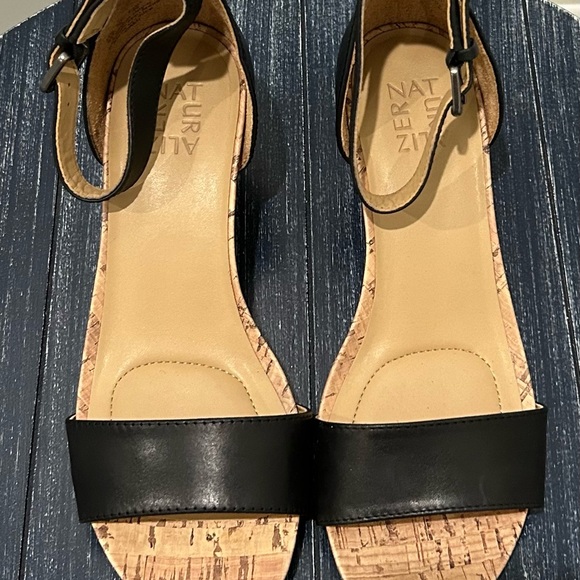 Naturalizer Cami Wedges - Picture 4 of 8